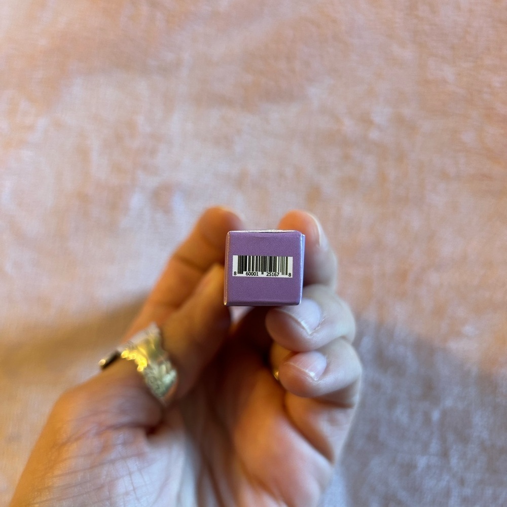 Formula Z Iamsopretty shadow stick duo in pretty magic liquid and cream stick - Picture 6 of 6